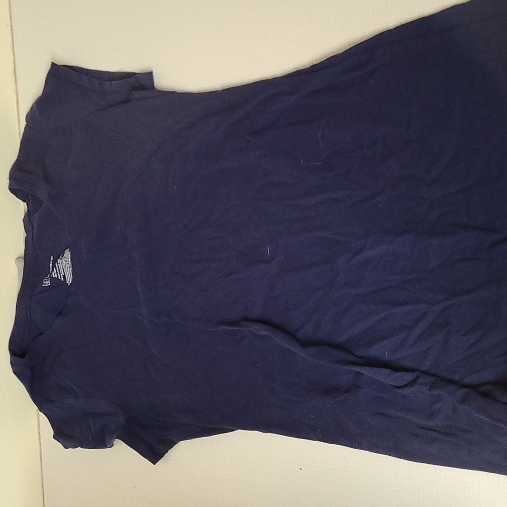 Navy tshirt